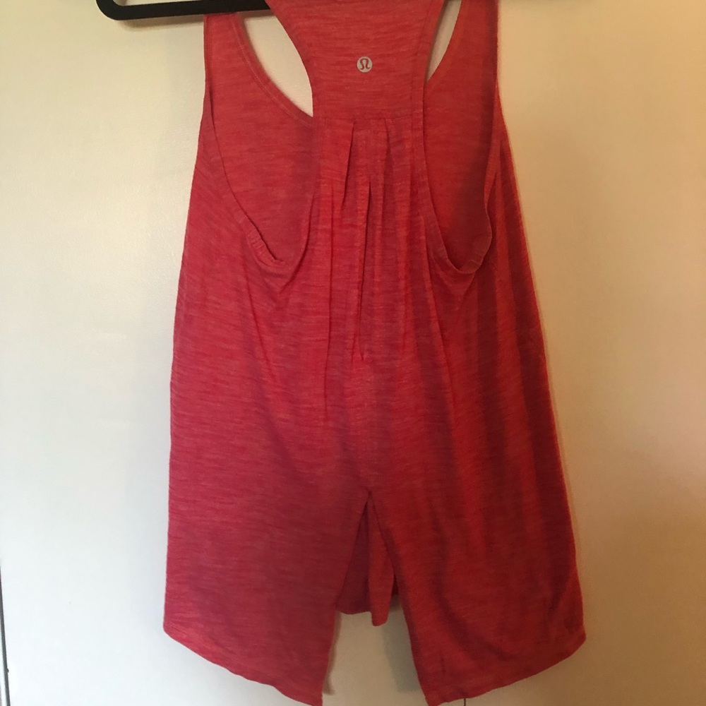 Lululemon Racerback Tank pink - Picture 3 of 4
